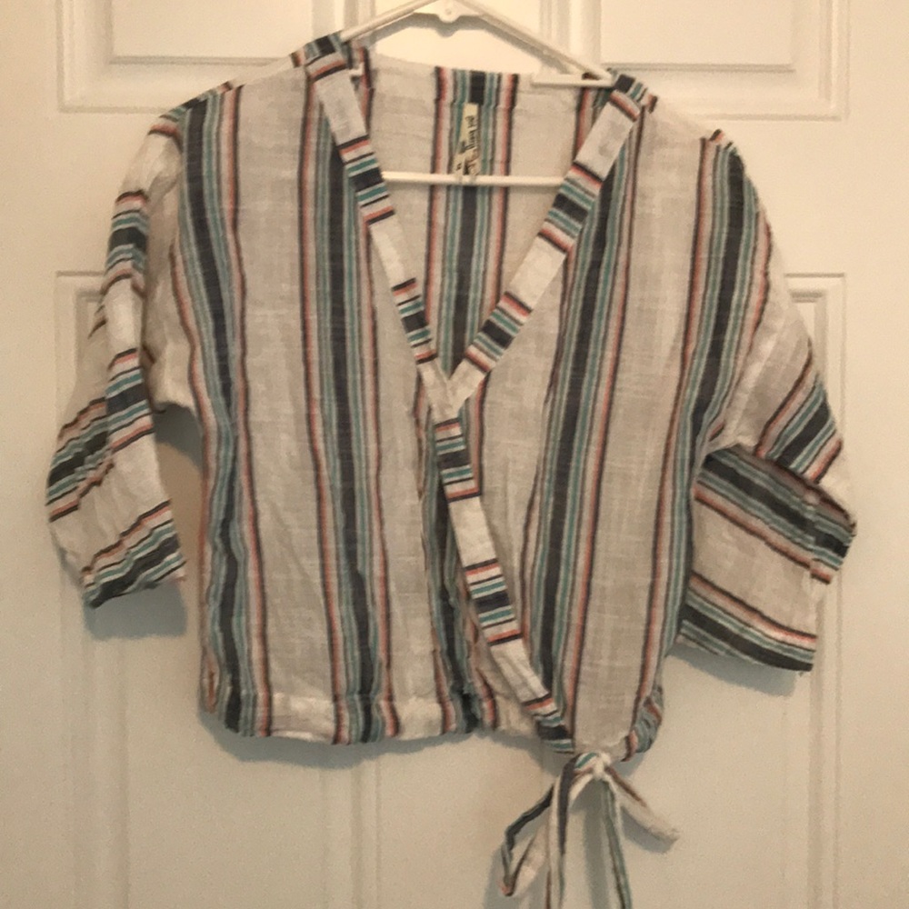 Cross body crop top